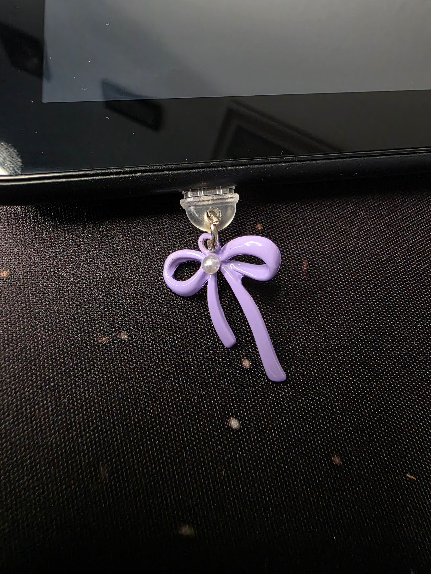 Phone/Kindle Bow Charm (usb-c)