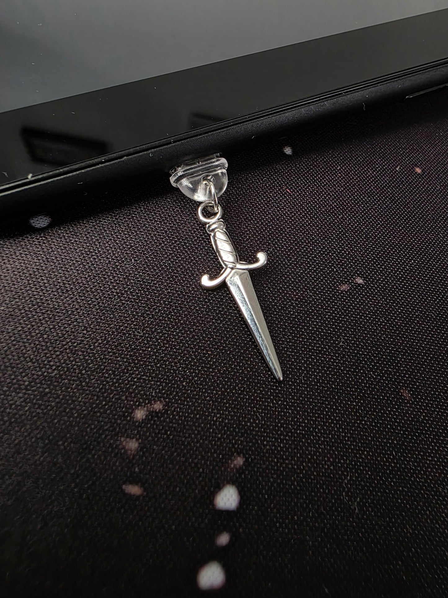 Phone/Kindle Charms (usb-c)