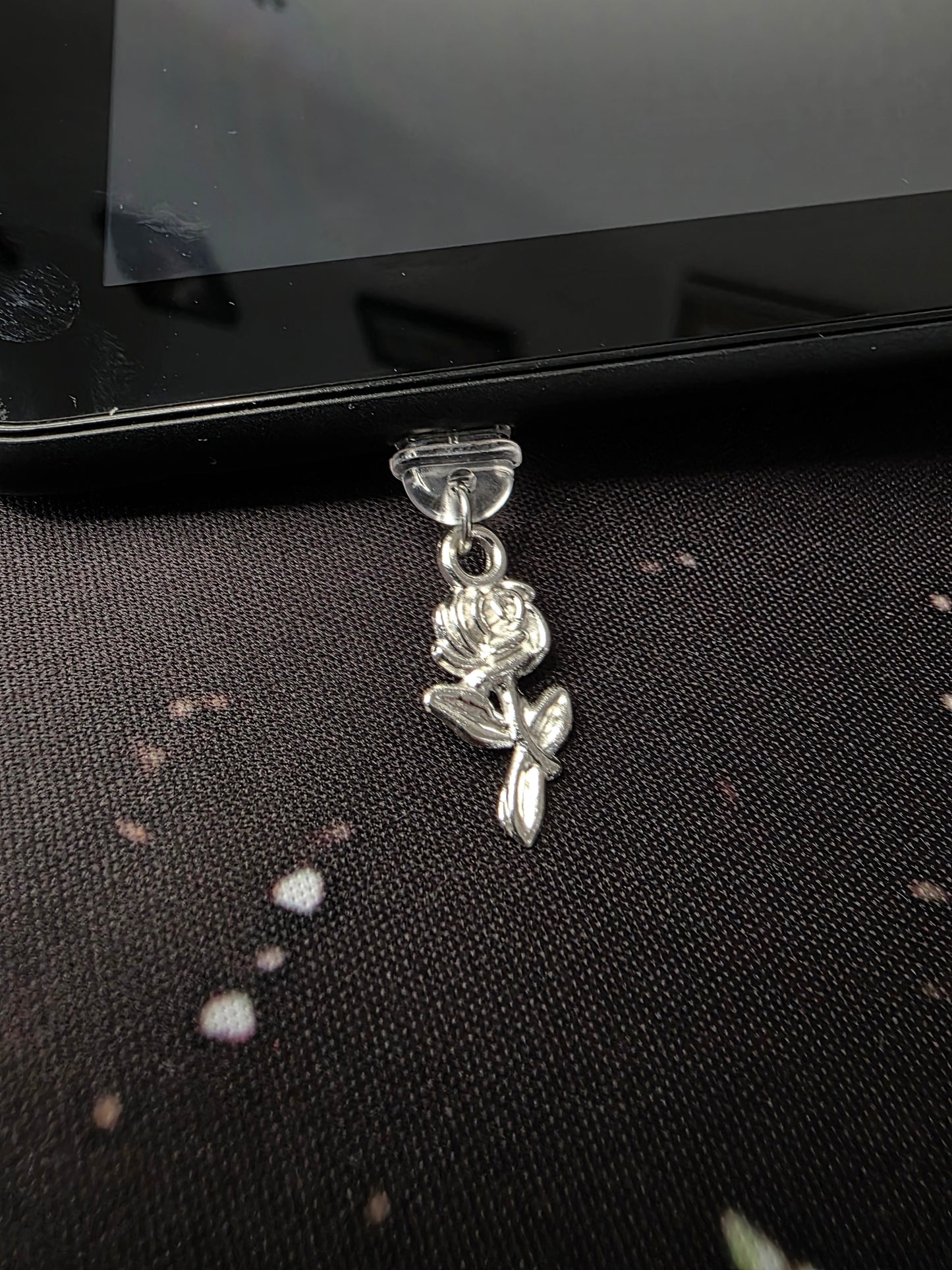 Phone/Kindle Charms (usb-c)